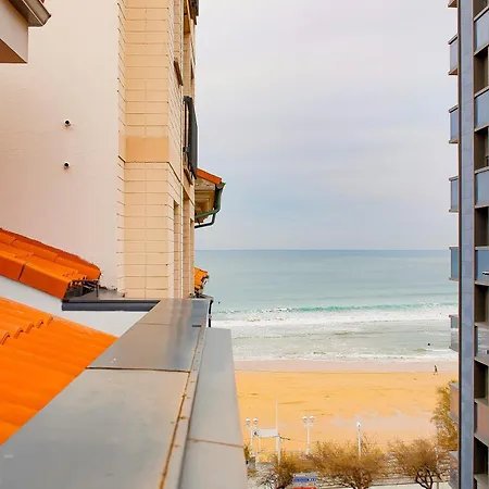 Atico Con Terraza En Playa De San Lorenzo Apartment *