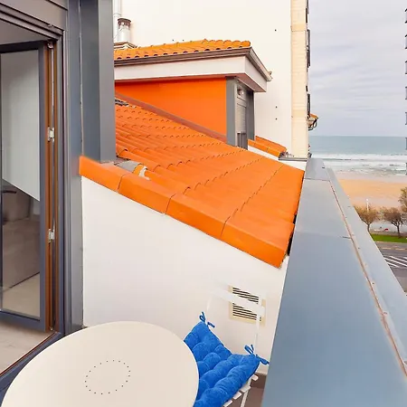Atico Con Terraza En Playa De San Lorenzo Apartman